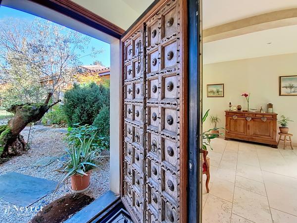 Rare : Maison d'architecte d'exception de 308 m² sur son terrain paysagé de 2546 m²