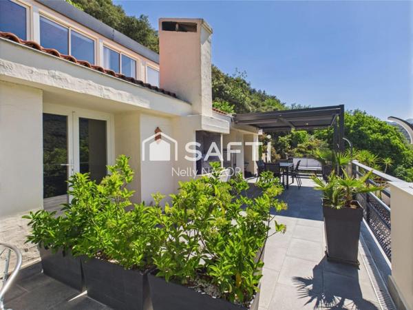 PROPRIETE UNIQUE OU GÎTE AVEC PISCINE VUE IMPRENABLE