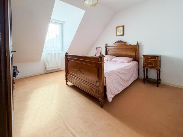 Maison à CHANGE, 72560 - 5 pièces 148m²