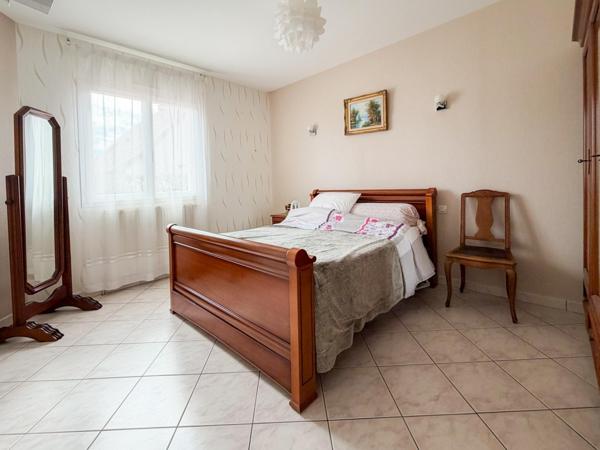 Maison à CHANGE, 72560 - 5 pièces 148m²