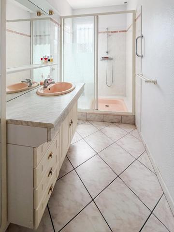 Maison à CHANGE, 72560 - 5 pièces 148m²