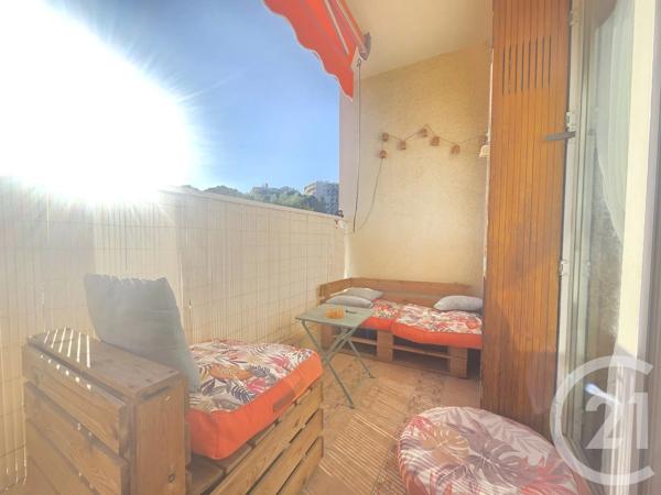 Appartement F4 à vendre  4 pièces - 82 m 2   TOULON  - 83