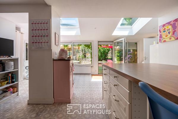Maison familiale de caractère et son jardin intimiste au coeur du bourg – Grandchamp des Fontaines