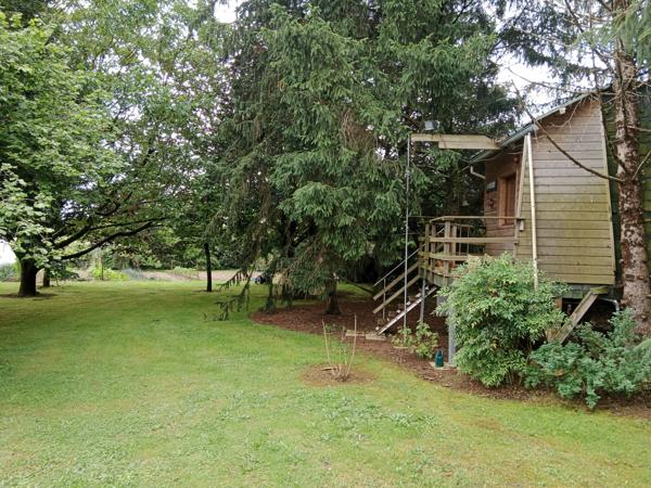 Maison familiale lumineuse avec grand potentiel – secteur calme