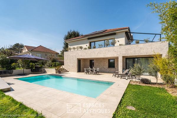 Maison ancienne rénové avec extension et piscine