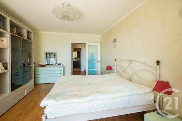 Appartement F3 à vendre  3 pièces - 105,13 m 2   NICE  - 06