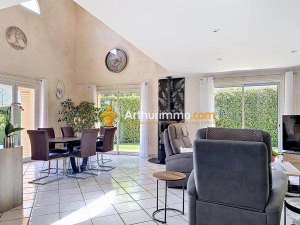 Vente Maison 6 pièces 152 m2 à Bourgoin-Jallieu