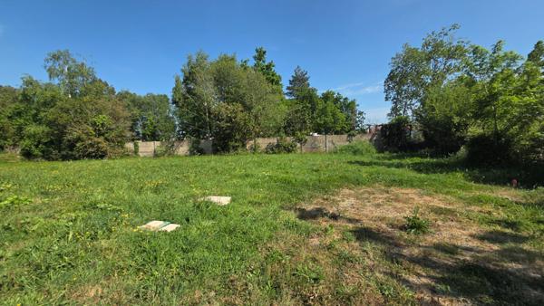 Terrain à vendre ? Au calme, en plein bourg de Notre-Dame-de-Riez 550 m2