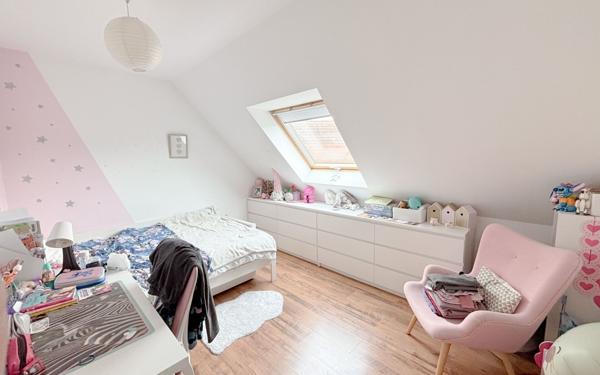 Maison à vendre    5 pièces •  Louvres