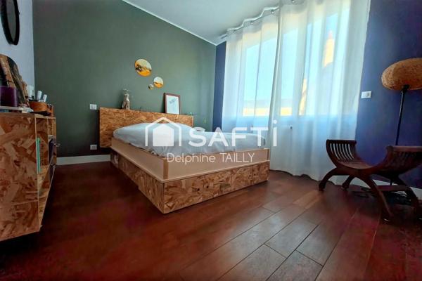 Maison familiale rénovée jardin terrasses garage