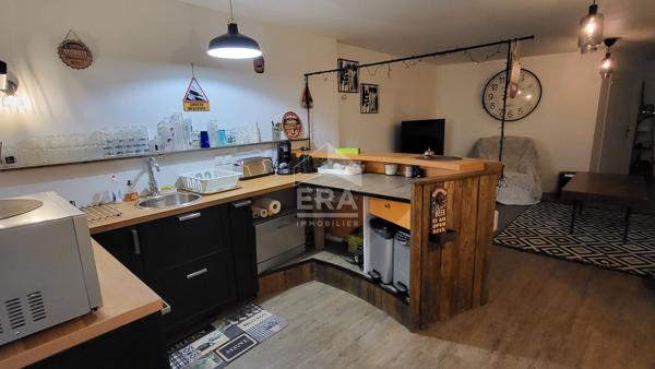 Ensemble immobilier rénové -Deux maisons indépendantes - Esprit loft derrière façade classique