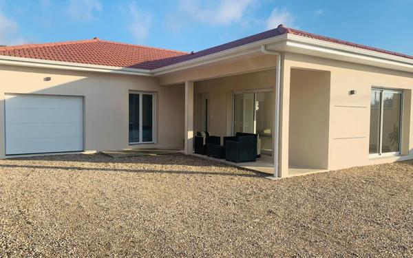 Maison à vendre    4 pièces •  Beaurepaire