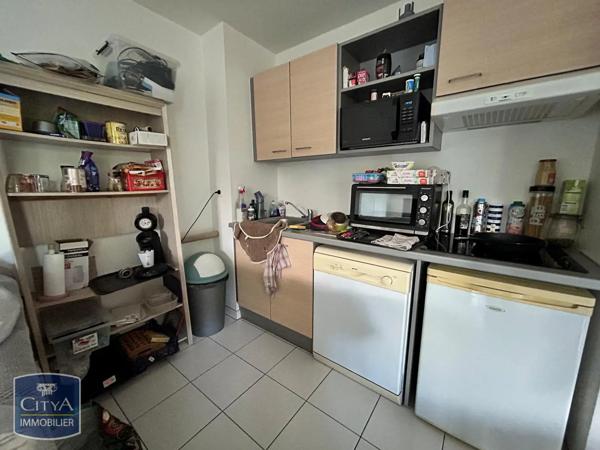 Appartement à louer 3 pièces 57.21m² Frontenay-Rohan-Rohan (79270)