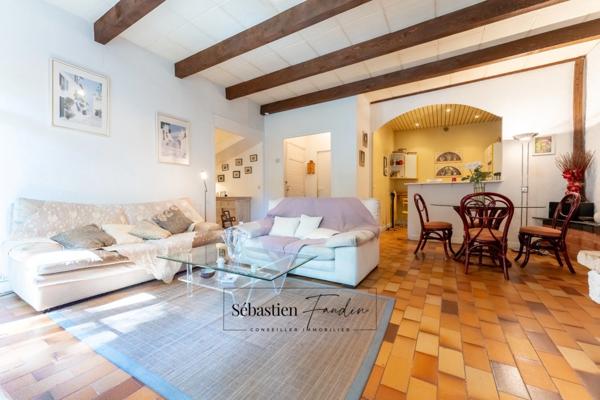 Appartement à vendre 3 pièces MARSEILLE 4EME ARRONDISSEMENT (13) - Avenue des Chartreux - Jardin de 200 m² - Métro à 200 m - Calme