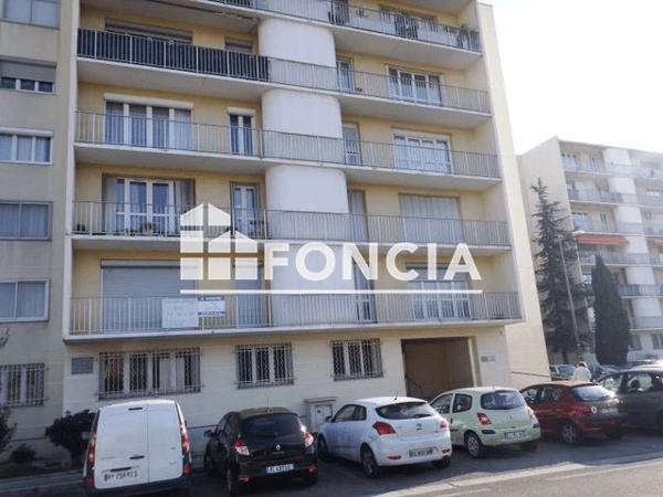 Location Appartement 2 pièces 57.02 m² - RUE DES FRERES BRIAN Avignon 84000