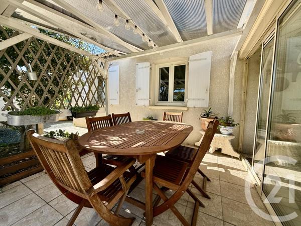 Maison à vendre  5 pièces - 104,69 m2 ST XANDRE - 17