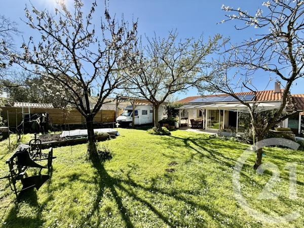 Maison à vendre  5 pièces - 104,69 m2 ST XANDRE - 17