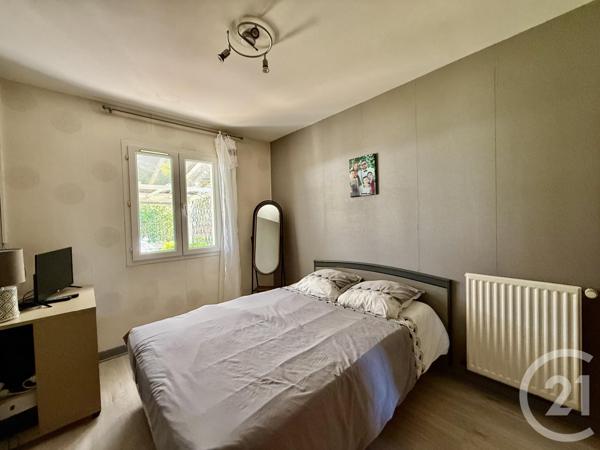 Maison à vendre  5 pièces - 104,69 m2 ST XANDRE - 17