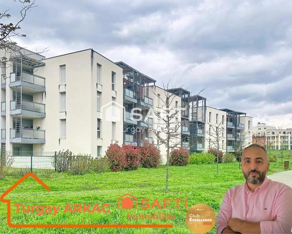 T2 lumineux avec grande terrasse et vue dégagée
