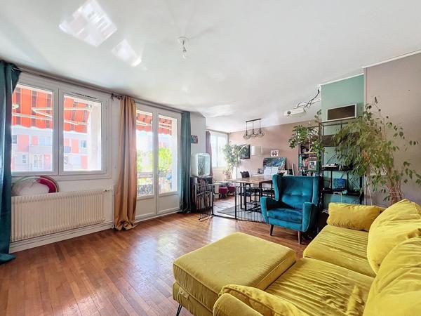 Appartement T5 - 82m² - Calme et Lumineux