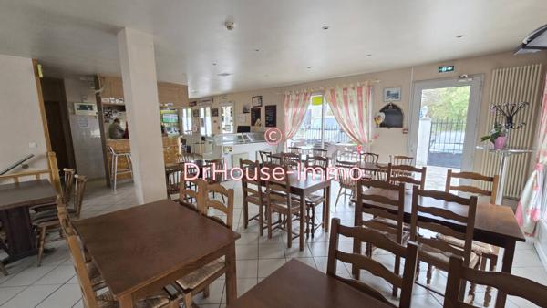 Commerce à vendre 8 pièces de 260 m²