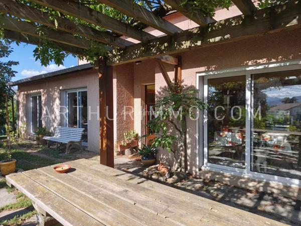 Vente Maison 7 pièces 180 m2 à Davézieux