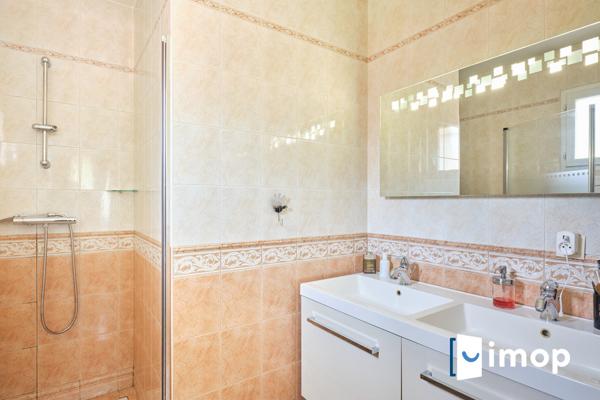 Belle villa sur les quais de Saône