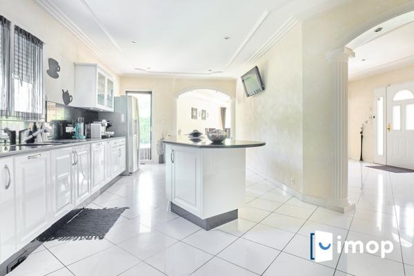 Belle villa sur les quais de Saône