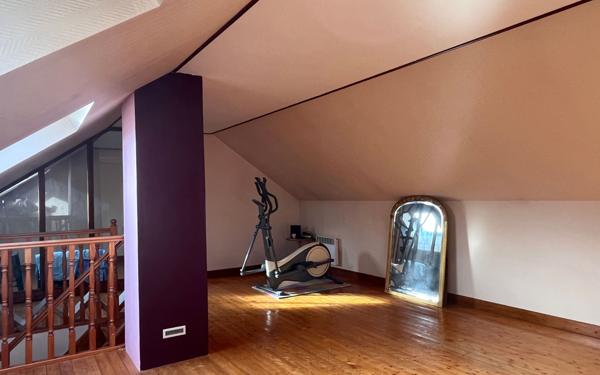 Maison à vendre    6 pièces • 138 m2 Saint-Denis-en-Val