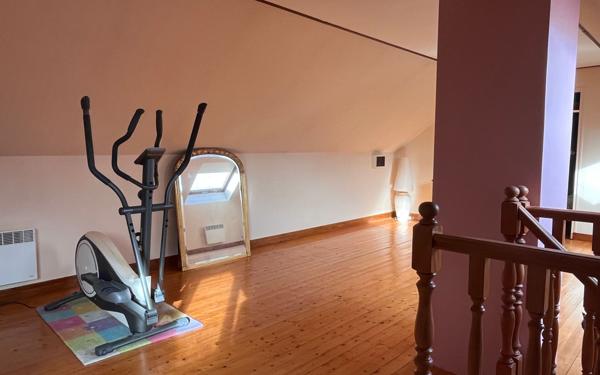 Maison à vendre    6 pièces • 138 m2 Saint-Denis-en-Val