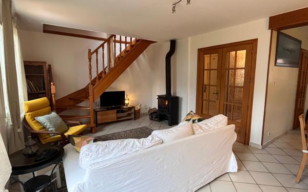 Maison à vendre    6 pièces • 138 m2 Saint-Denis-en-Val