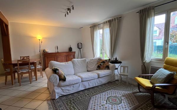 Maison à vendre    6 pièces • 138 m2 Saint-Denis-en-Val