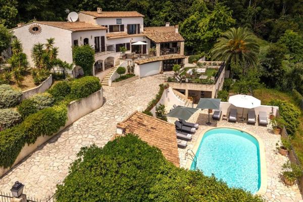 VILLA D’EXCEPTION – VUE MER PANORAMIQUE