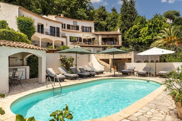 VILLA D’EXCEPTION – VUE MER PANORAMIQUE