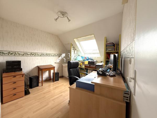 SEMI-PLAIN-PIED DE 141 M² AVEC 5 CH + JARDIN + GARAGE Roncq (59223)