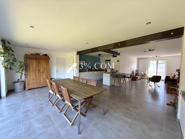 SEMI-PLAIN-PIED DE 141 M² AVEC 5 CH + JARDIN + GARAGE Roncq (59223)