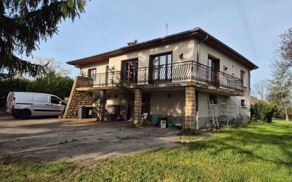 Maison à vendre    6 pièces • 167 m2 Andrézieux-Bouthéon
