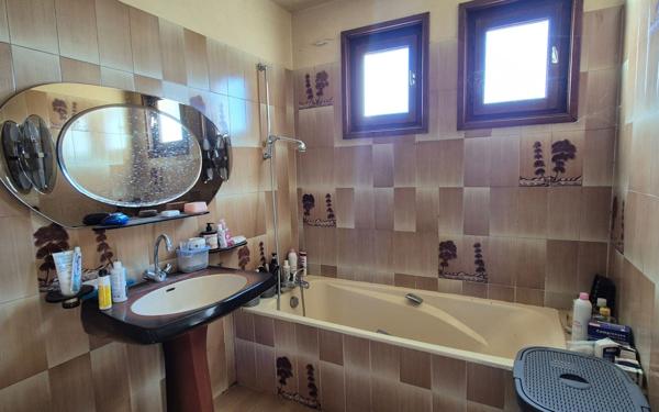 Maison à vendre    6 pièces • 167 m2 Andrézieux-Bouthéon