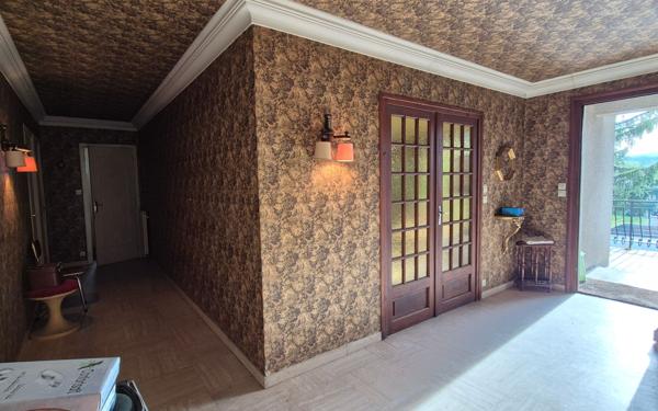 Maison à vendre    6 pièces • 167 m2 Andrézieux-Bouthéon