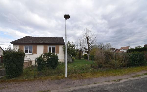 Maison à vendre    3 pièces • 63 m2 Cosne-Cours-sur-Loire