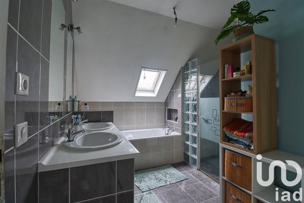 Maison à vendre 5 pièces 116 m² Gouvieux