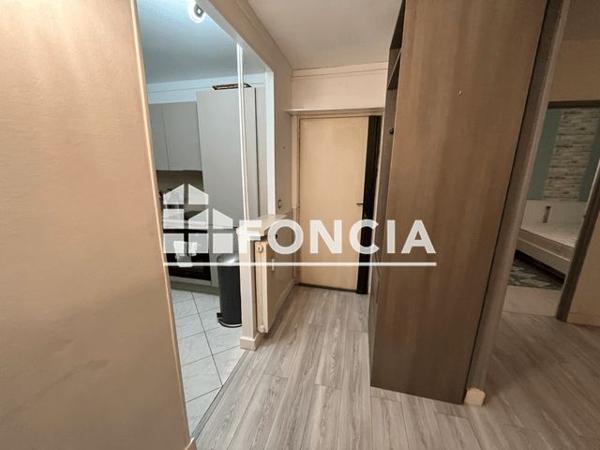 Location Appartement 4 pièces 60 m² - ROUTE DE LEUVILLE Saint Germain Les Arpajon 91180