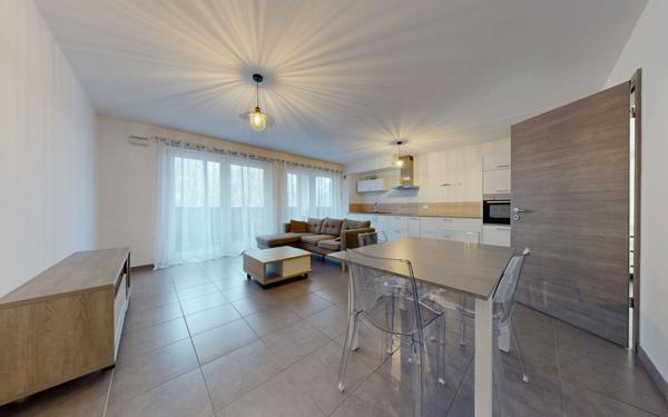 Appartement à vendre    2 pièces • 55 m2 Manom