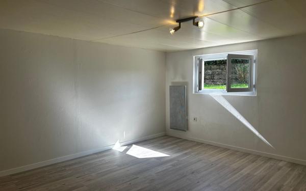 Maison à louer    3 pièces •  Montfort-en-Chalosse