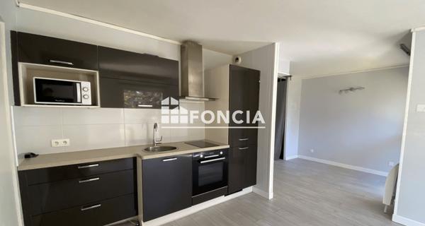 Location Studio 28.57 m² - Royat 63130