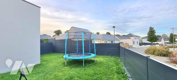 Pavillon à vendre Saint-Fort en Mayenne (53), comprenant :