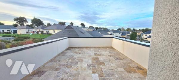 Pavillon à vendre Saint-Fort en Mayenne (53), comprenant :