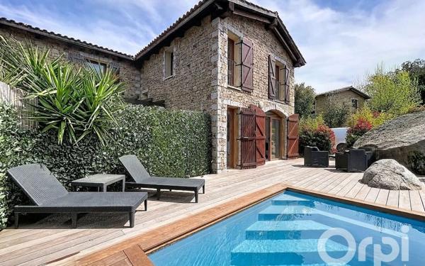 Maison à vendre    3 pièces • 49 m2 Porto-Vecchio