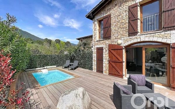 Maison à vendre    3 pièces • 49 m2 Porto-Vecchio