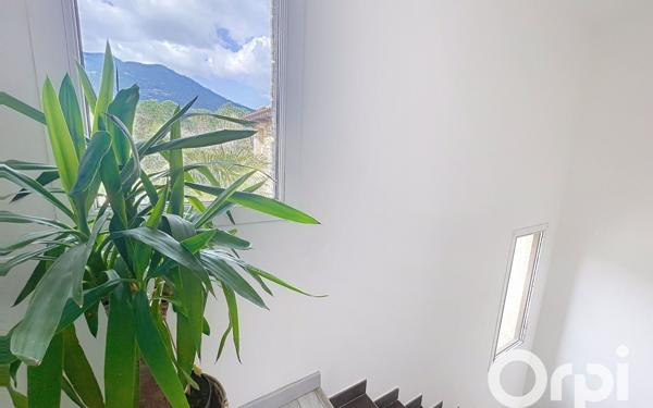 Maison à vendre    3 pièces • 49 m2 Porto-Vecchio